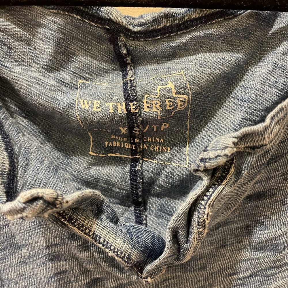 FP blue tee - Picture 3 of 5